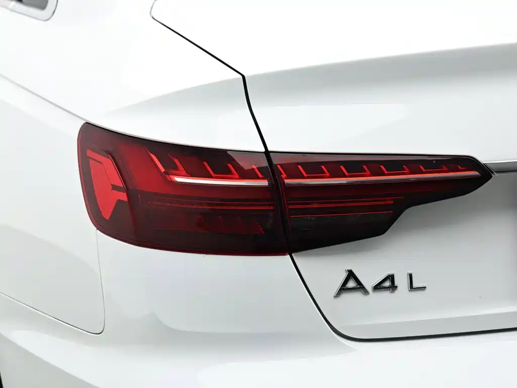 Audi A4L 2022