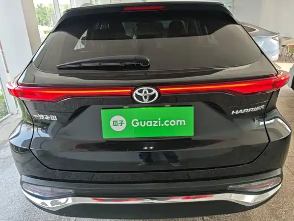 Toyota Harrier 2022