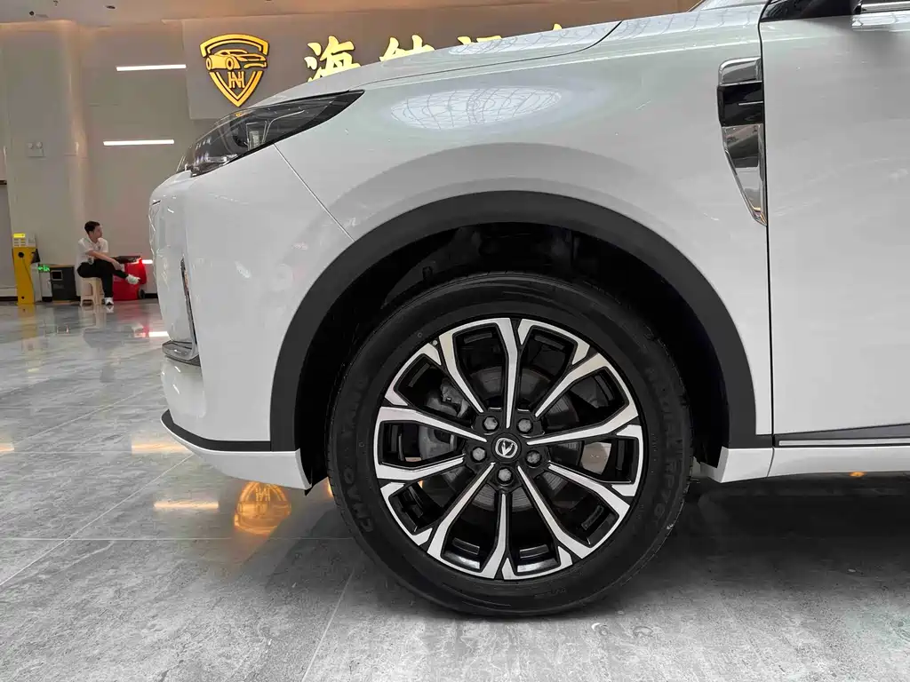 Changan CS55 PLUS PHEV 2026 — фото 16