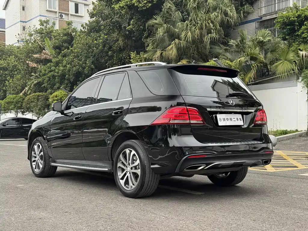 Mercedes-Benz GLE 2016 — фото 8