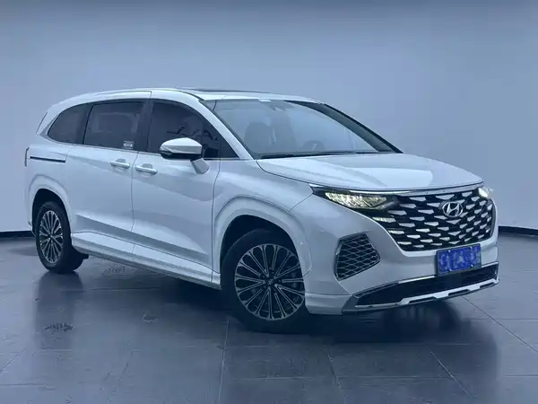 Hyundai Custin 2025