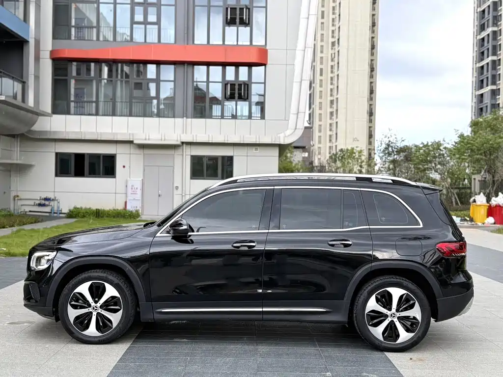Mercedes-Benz GLB 2022 — фото 4