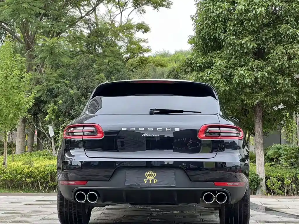 Porsche Macan 2017 — фото 15