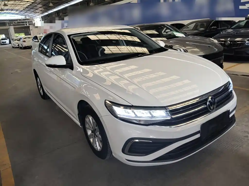 Volkswagen Bora 2024