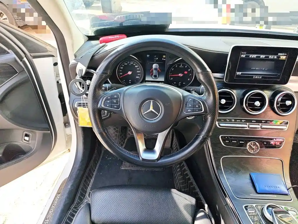Mercedes-Benz C-Class 2017 — фото 3