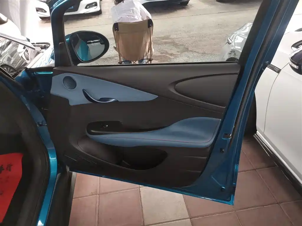 BYD Dolphin 2023 — фото 19