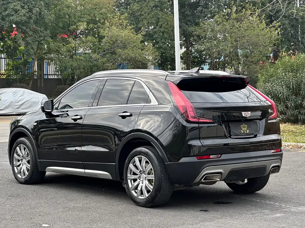 Cadillac XT4 2020 — фото 10