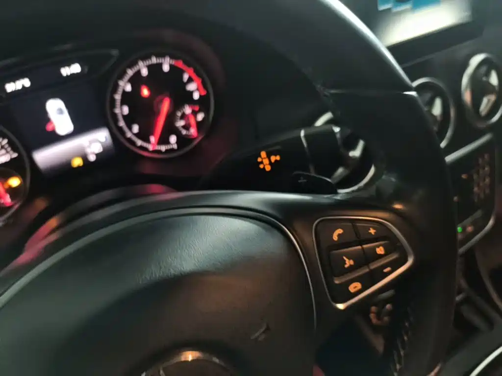 Mercedes-Benz A-Class 2017 — фото 14