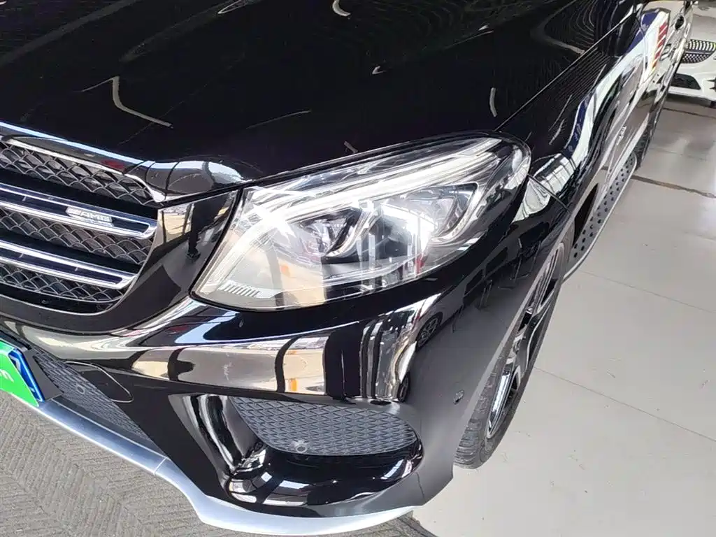 Mercedes-Benz GLE AMG 2018 — фото 24