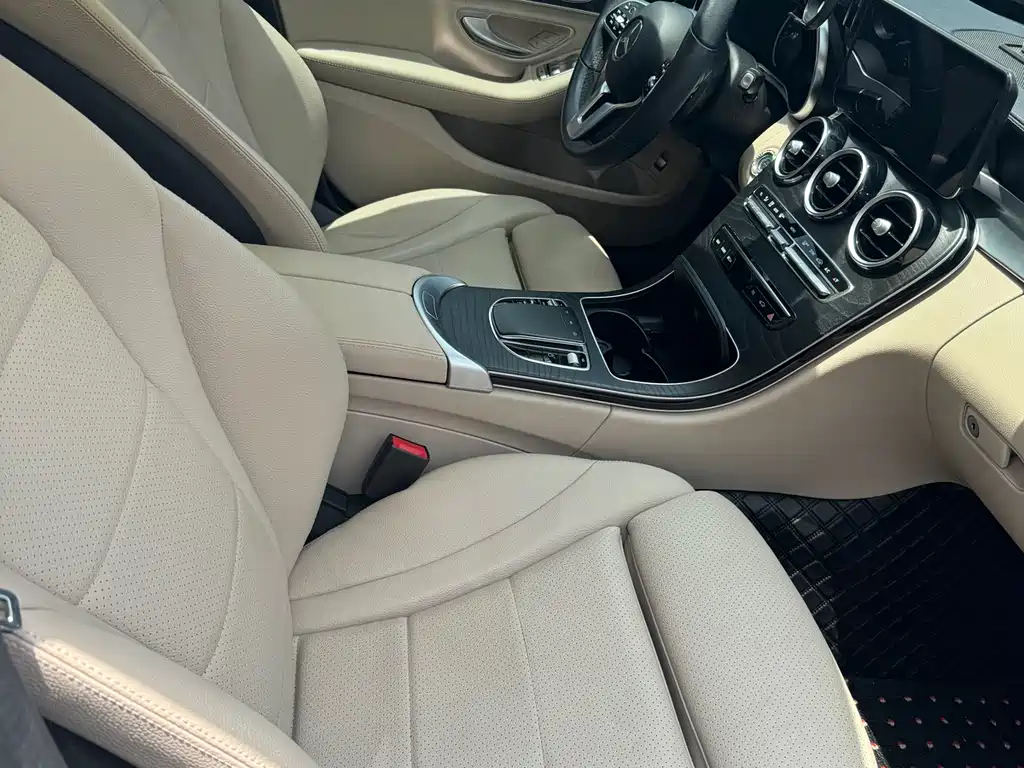Mercedes-Benz C-Class 2019 — фото 14
