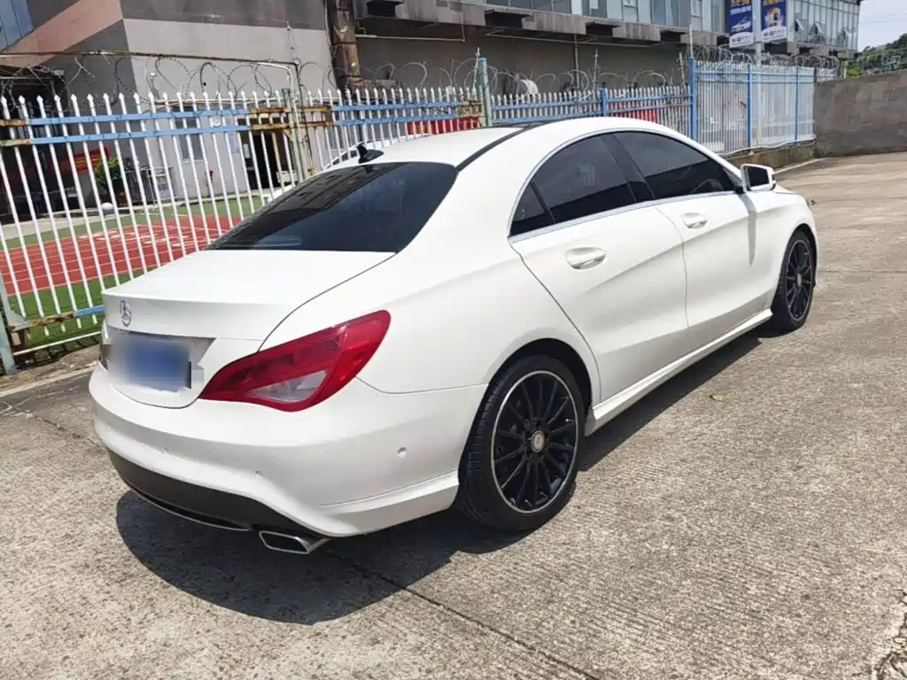 Mercedes-Benz CLA 2016