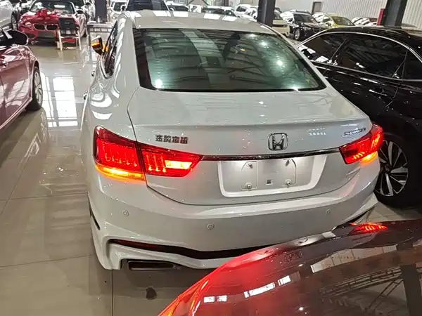 Honda Spirior 2017