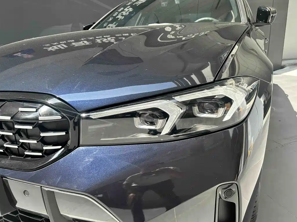 BMW 3 Series 2024 — фото 13