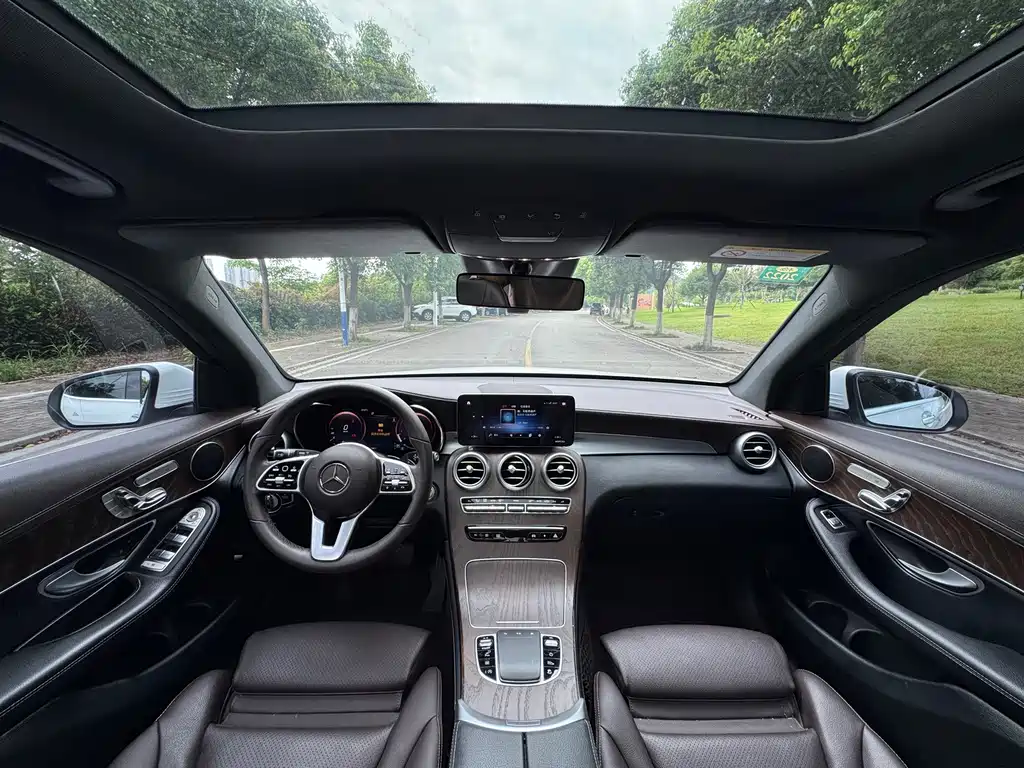 Mercedes-Benz GLC 2020 — фото 13