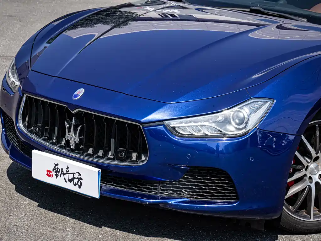Maserati Ghibli 2015 — фото 9