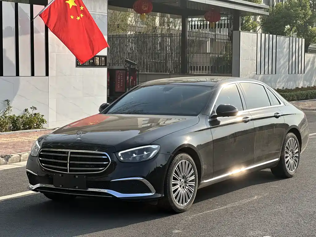 Mercedes-Benz E-Class 2020 — фото 1