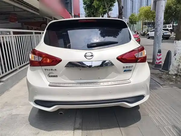 Nissan Tiida 2016