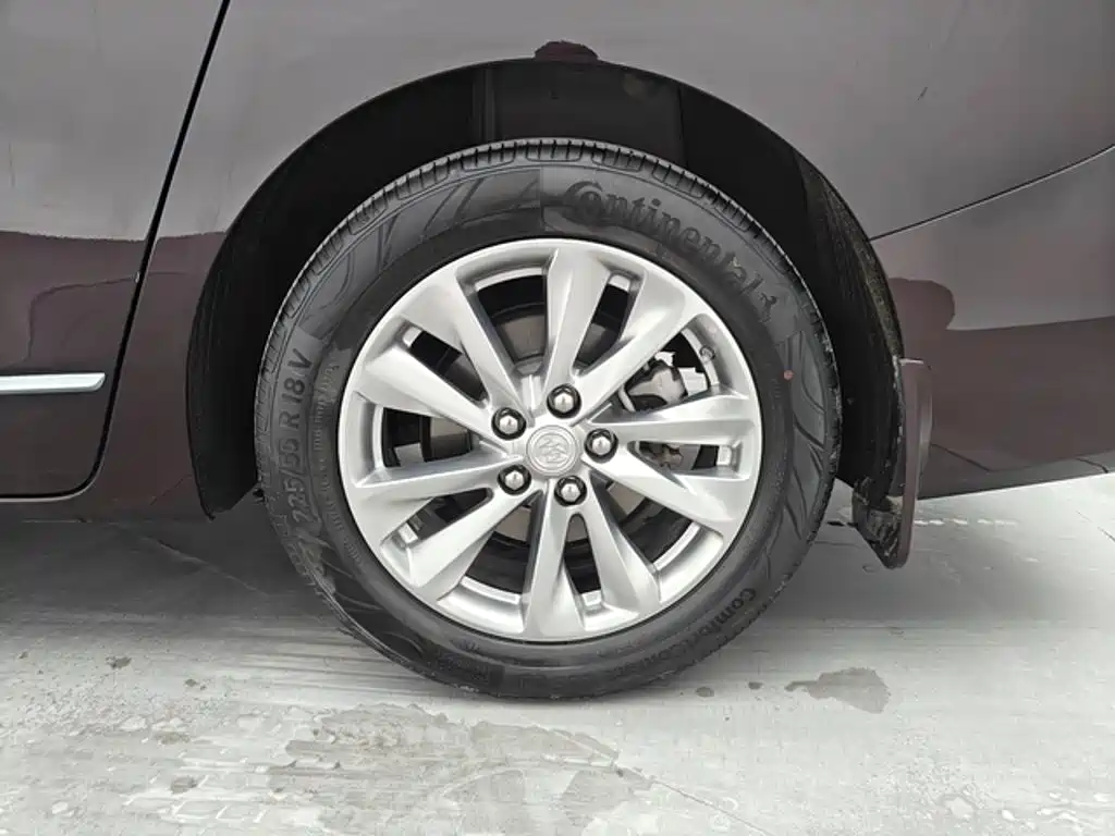 Buick GL8 2021 — фото 7