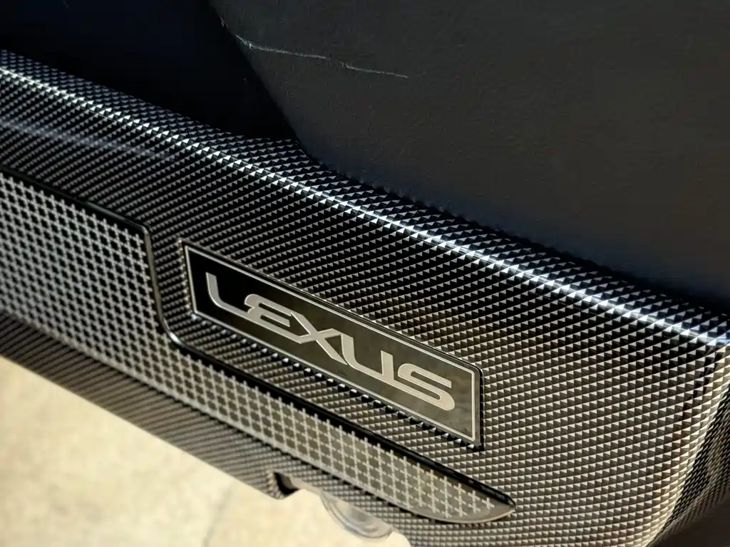 Lexus LX 2022 — фото 17