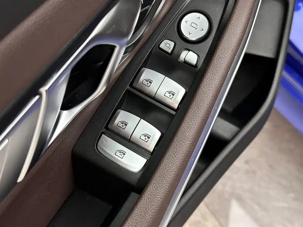 BMW 3 Series 2020 — фото 15