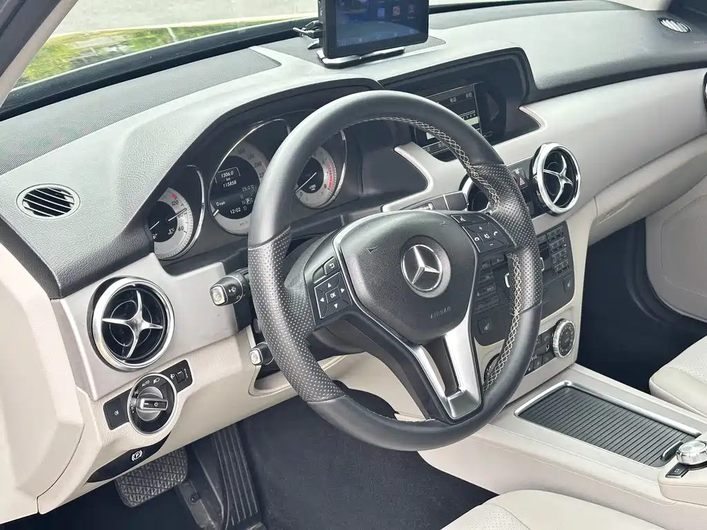 Mercedes-Benz GLK-Class 2014 — фото 9