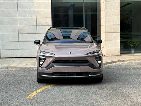 NIO ES6 2020