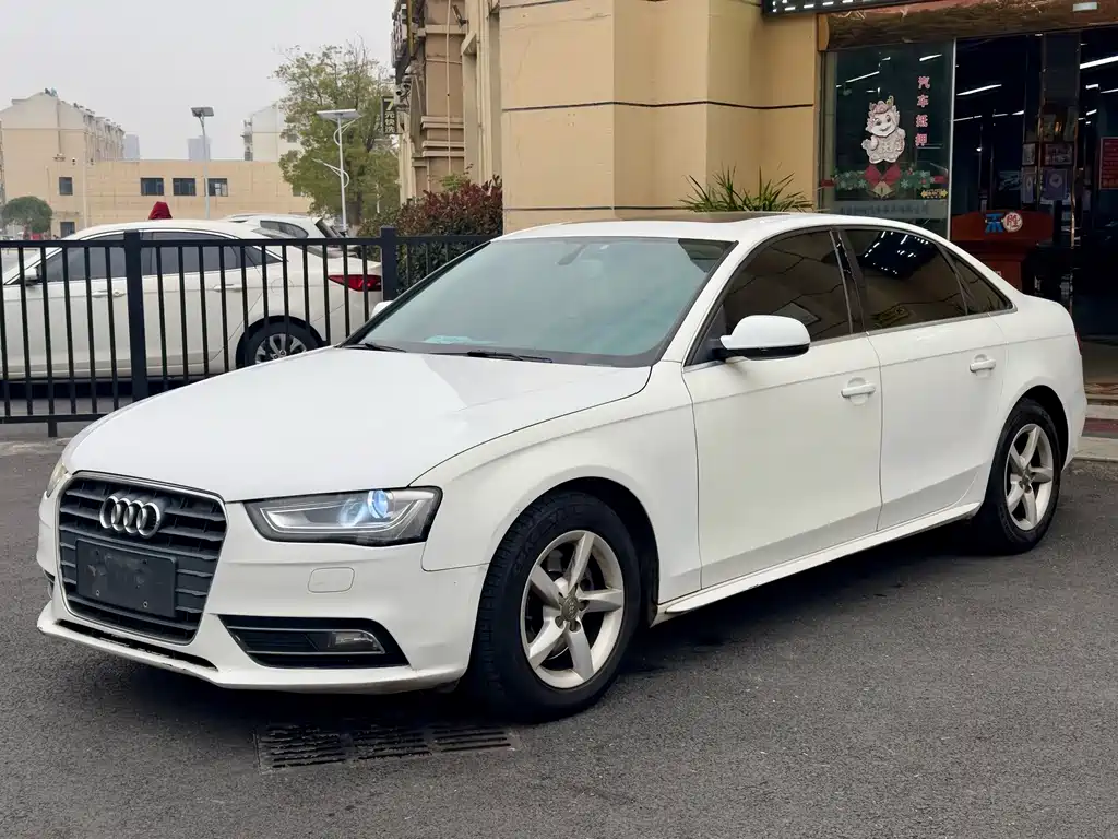 Audi A4L 2016