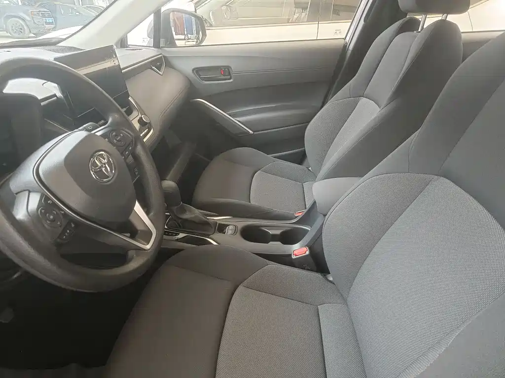 Toyota Frontlander 2023