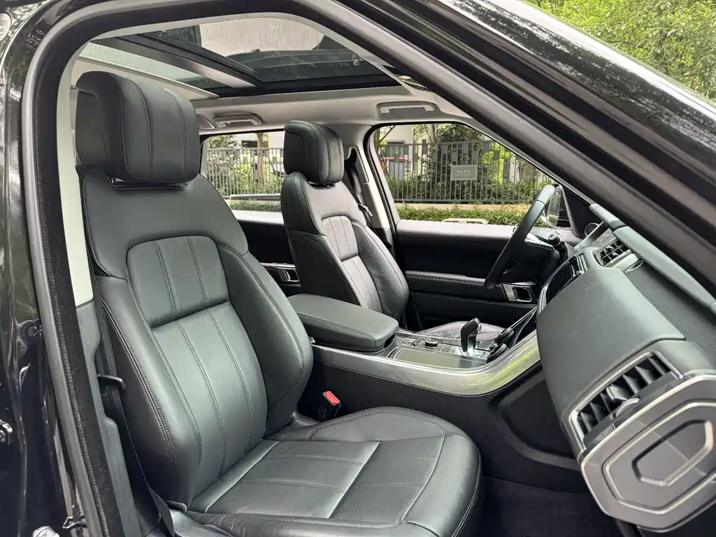 Land Rover Sport 2019 — фото 10