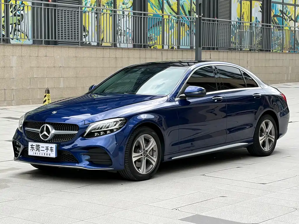 Mercedes-Benz C-Class 2021