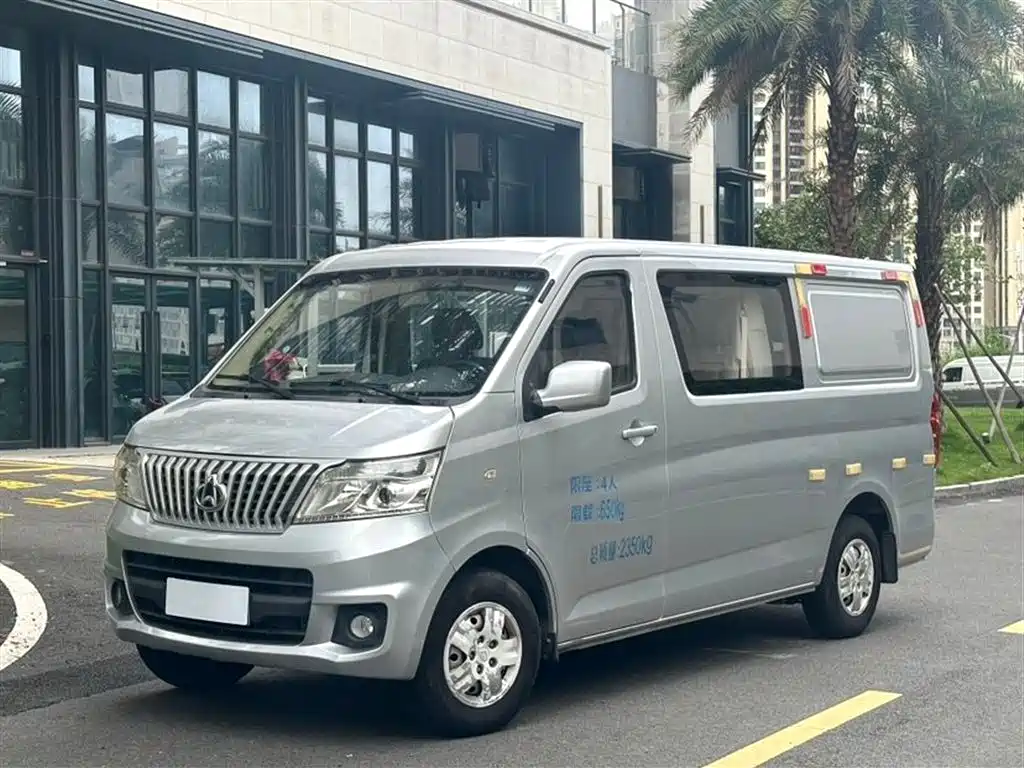 Kaicheng Ruixing M80 2019