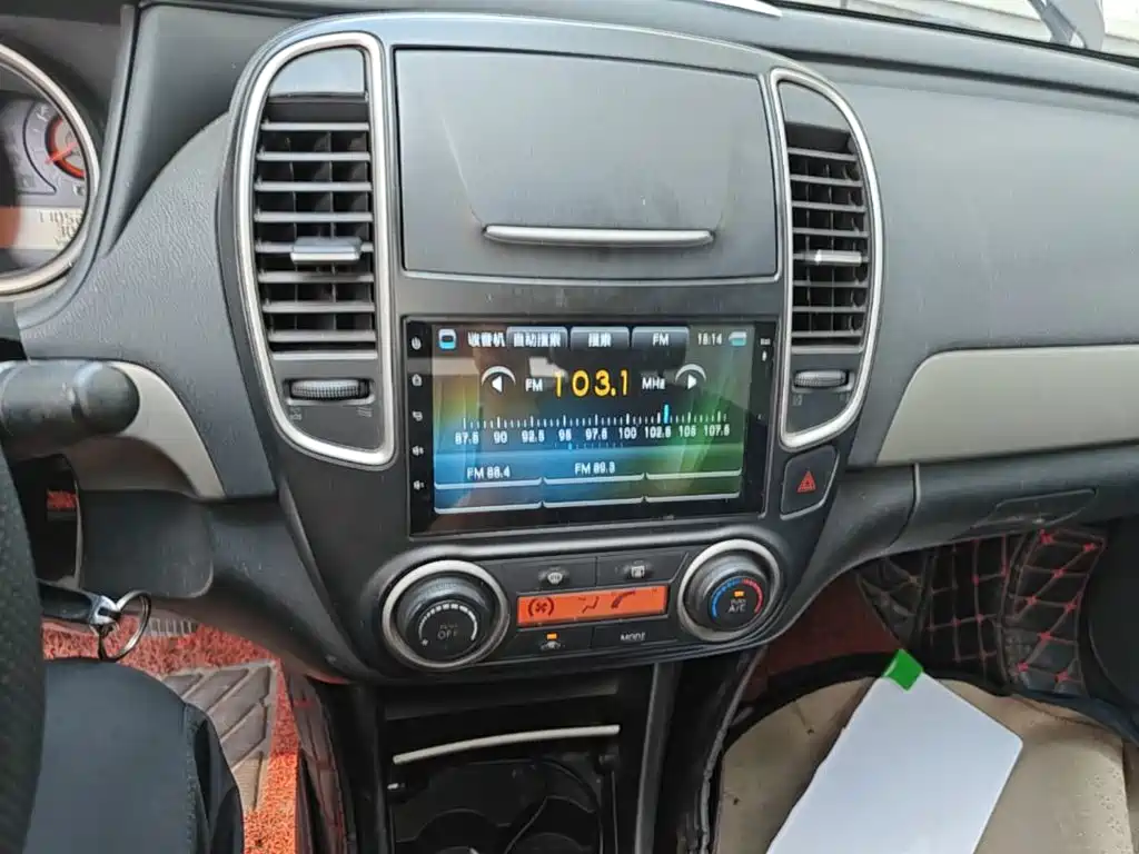 Nissan Sylphy 2017 — фото 13