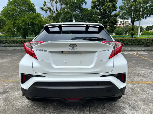 Toyota C-HR 2023