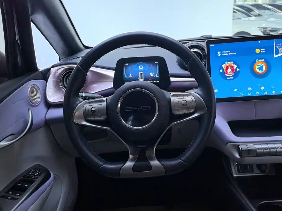 BYD Dolphin 2022 — фото 15