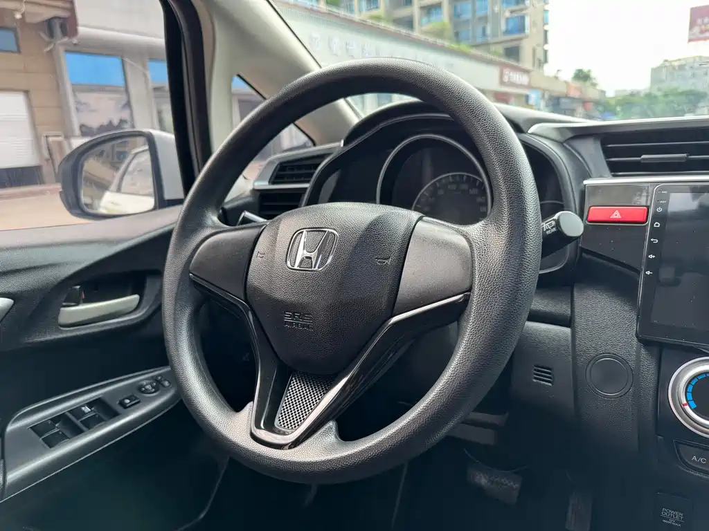 Honda Fit 2016 — фото 12