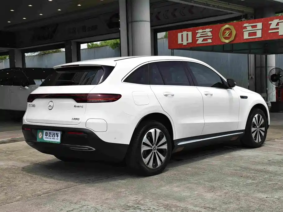 Mercedes-Benz EQC 2021