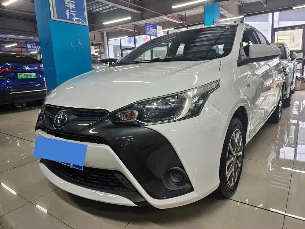 Toyota Yaris L 2020