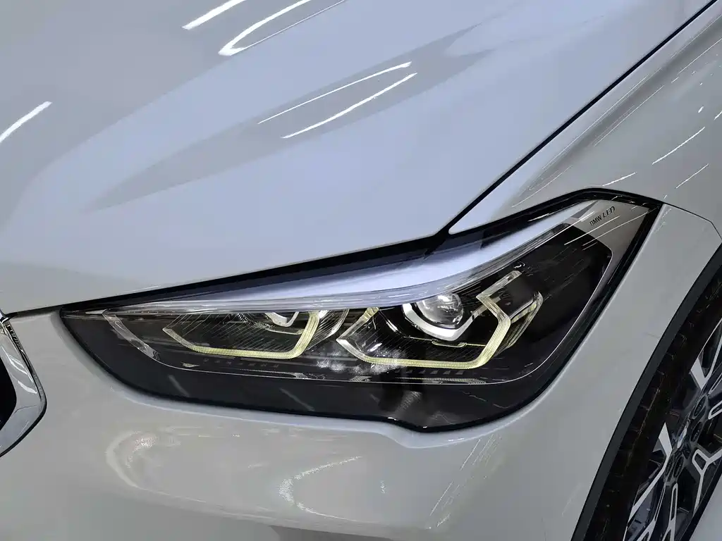 BMW X1 2020 — фото 8
