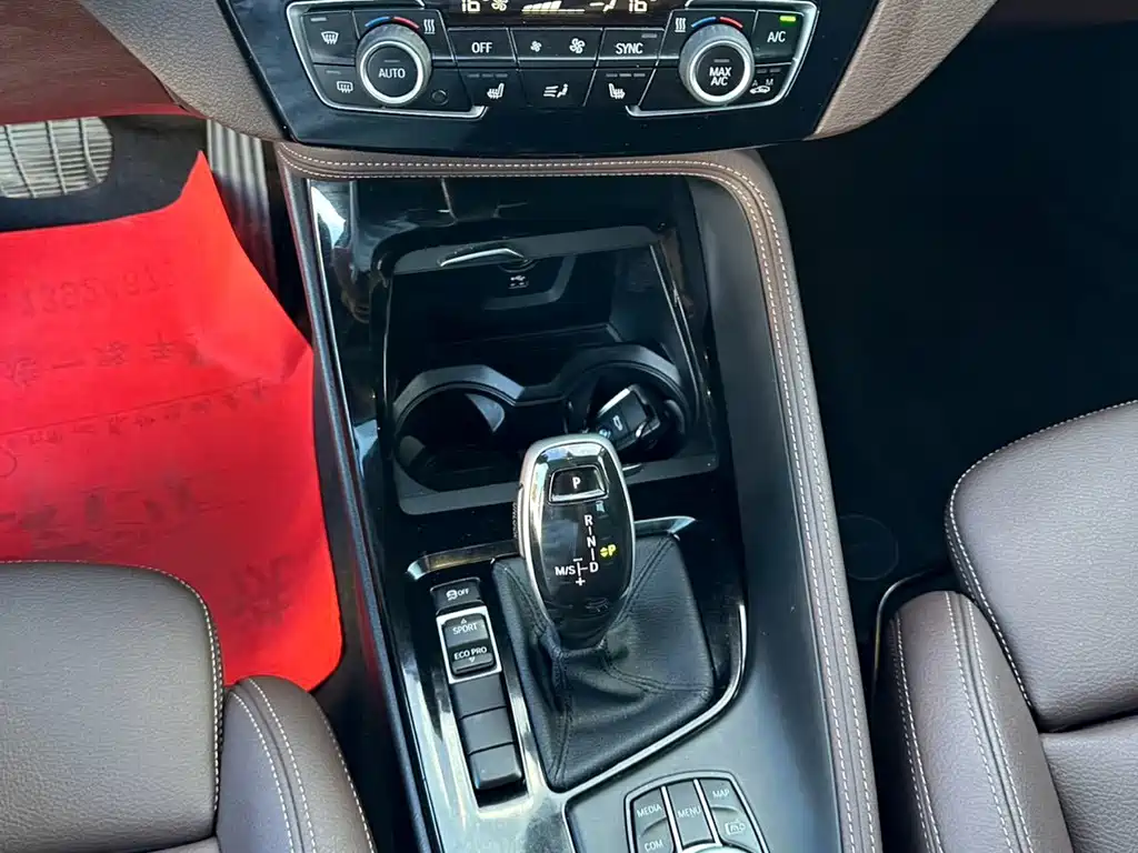 BMW X2 2021 — фото 17