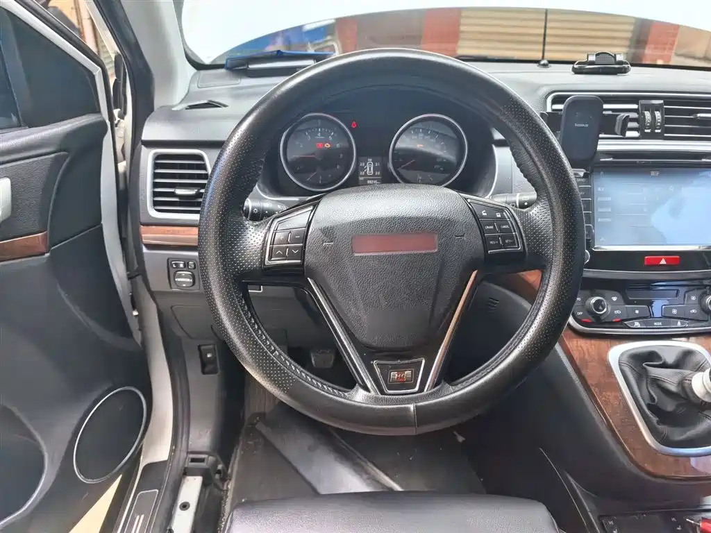 Haval H6 2015 — фото 3