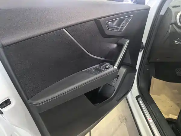 Audi Q2L 2022