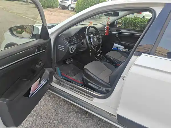 Volkswagen C-TREK Weiling 2017