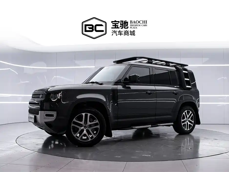 Land Rover Defender 2024