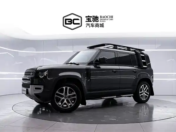Land Rover Defender 2024