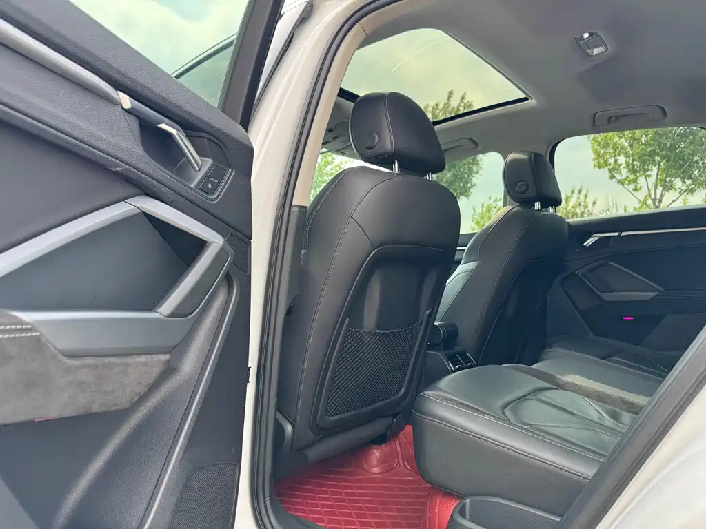 Audi Q3 Sportback 2022 — фото 15