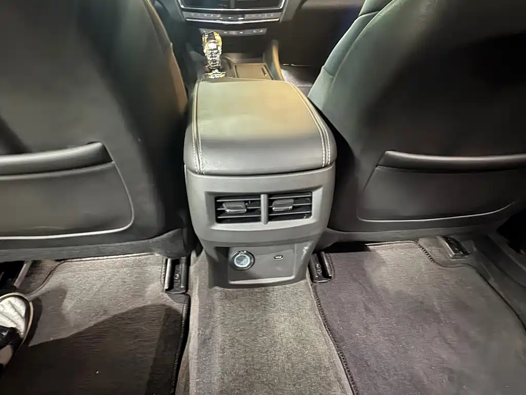 Cadillac CT5 2023 — фото 10