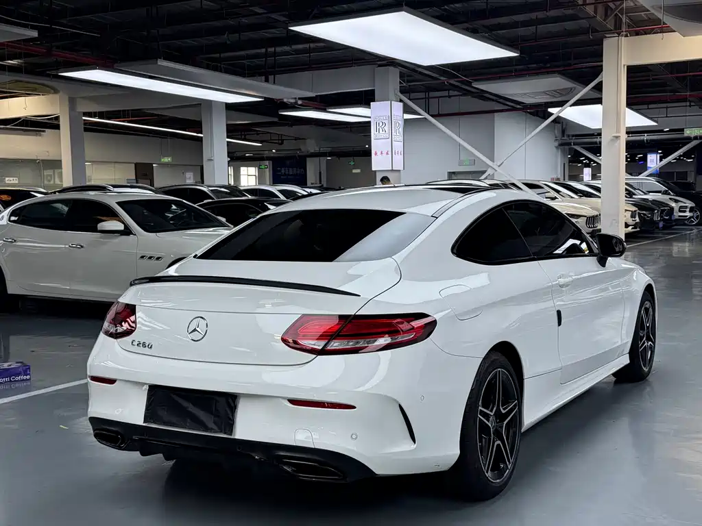 Mercedes-Benz C-Class 2023 — фото 24