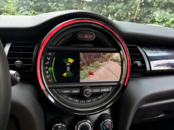 MINI MINI 2021