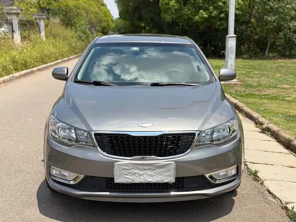 Kia Forte 2014 — фото 2