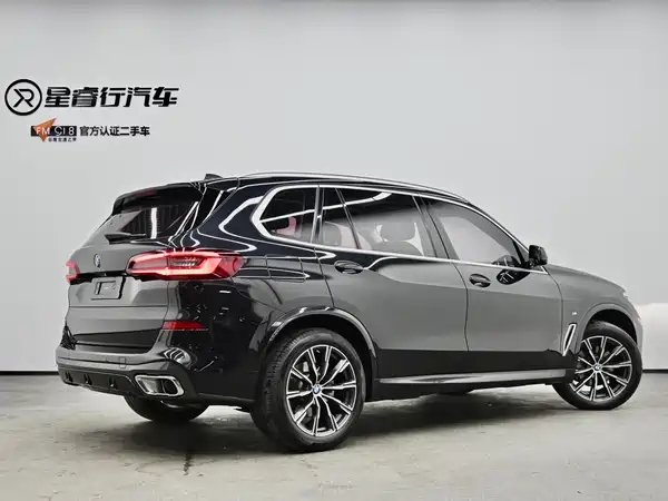 BMW X5 2022